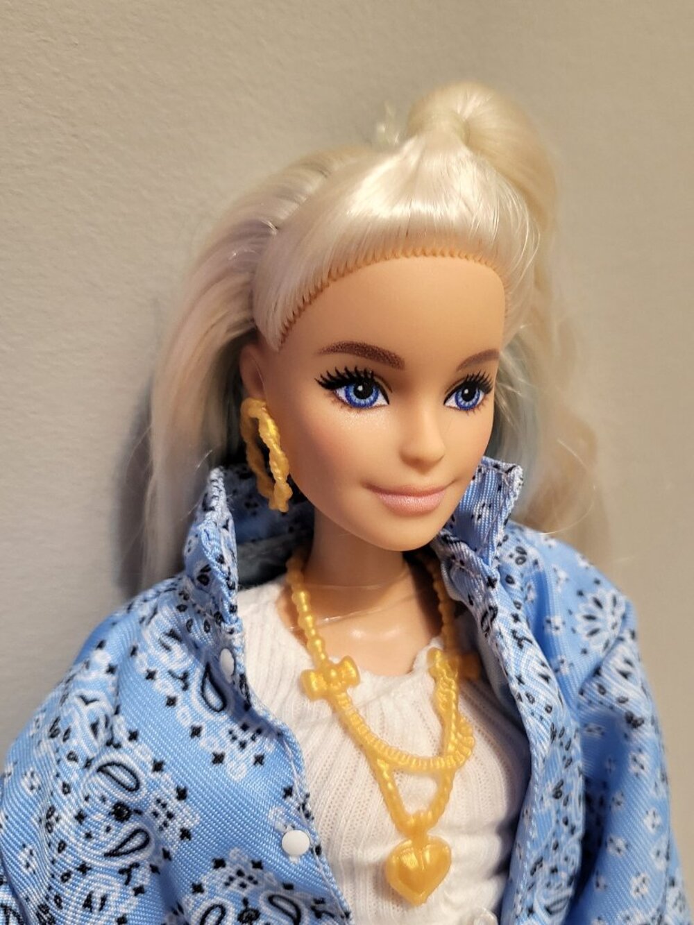Barbie Extra #16 Doll